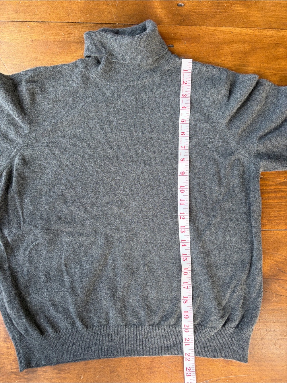 Saks Fifth Avenue Gray Cashmere Turtleneck Sweater Sz XL - Picture 11 of 12